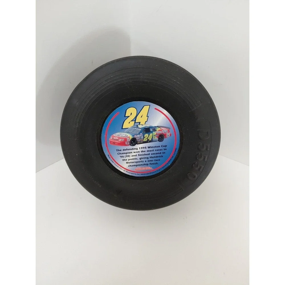 VTG Jeff Gordon NASCAR 1997 Fototire‎ Collectible Mini Goodyear Tire Frame